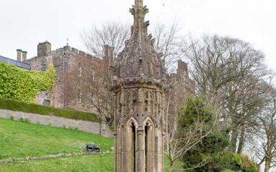 The pinnacle with Clitheroe Castle behind